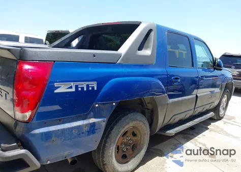 2003 Chevrolet Avalanche 1500 z USA, uszkodzony, nr VIN 3GNEC13T03G158760